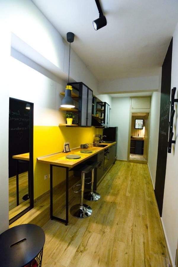 La Vie Boheme Central Apartment
