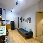 La Vie Boheme Central Apartments